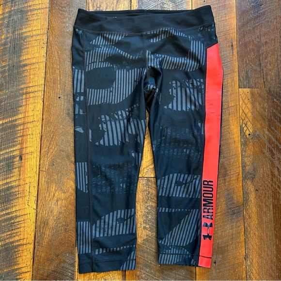 Under Armour Black and Gray Leggings with Elastic Waistband - Picture 1 of 4